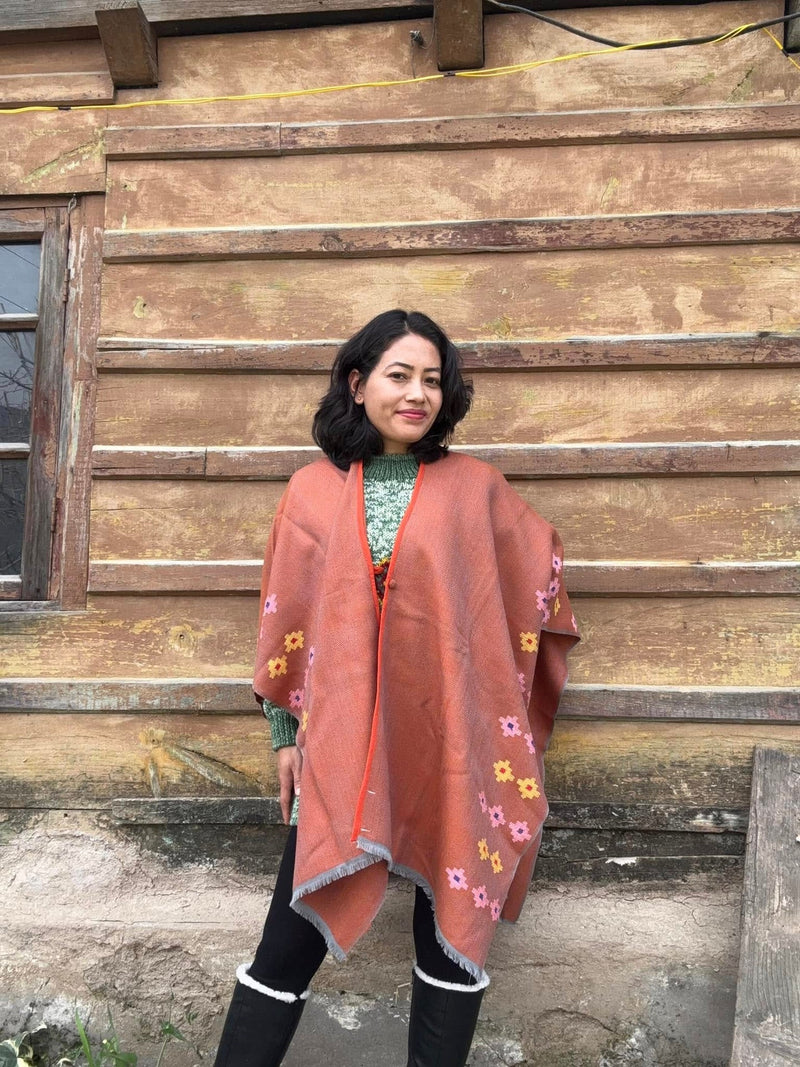 himalayan poncho (front open)