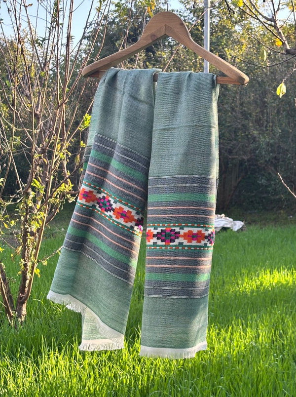 himalayan celebration shawl green chasham