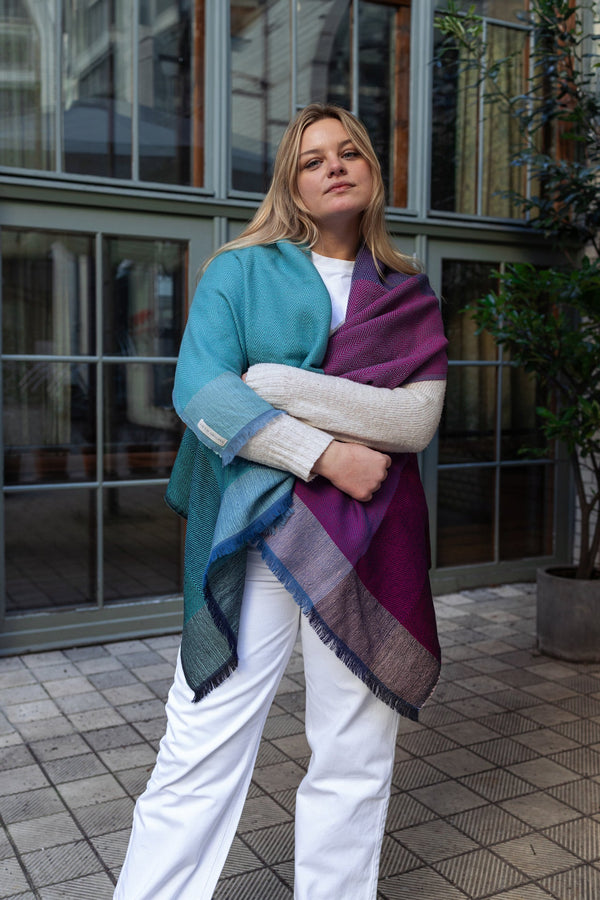 new in ! cape infinity wool morning